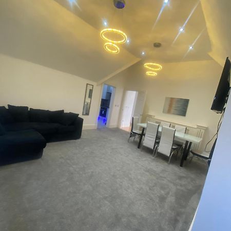Penthouse Apt8 Daire Wolverhampton Dış mekan fotoğraf