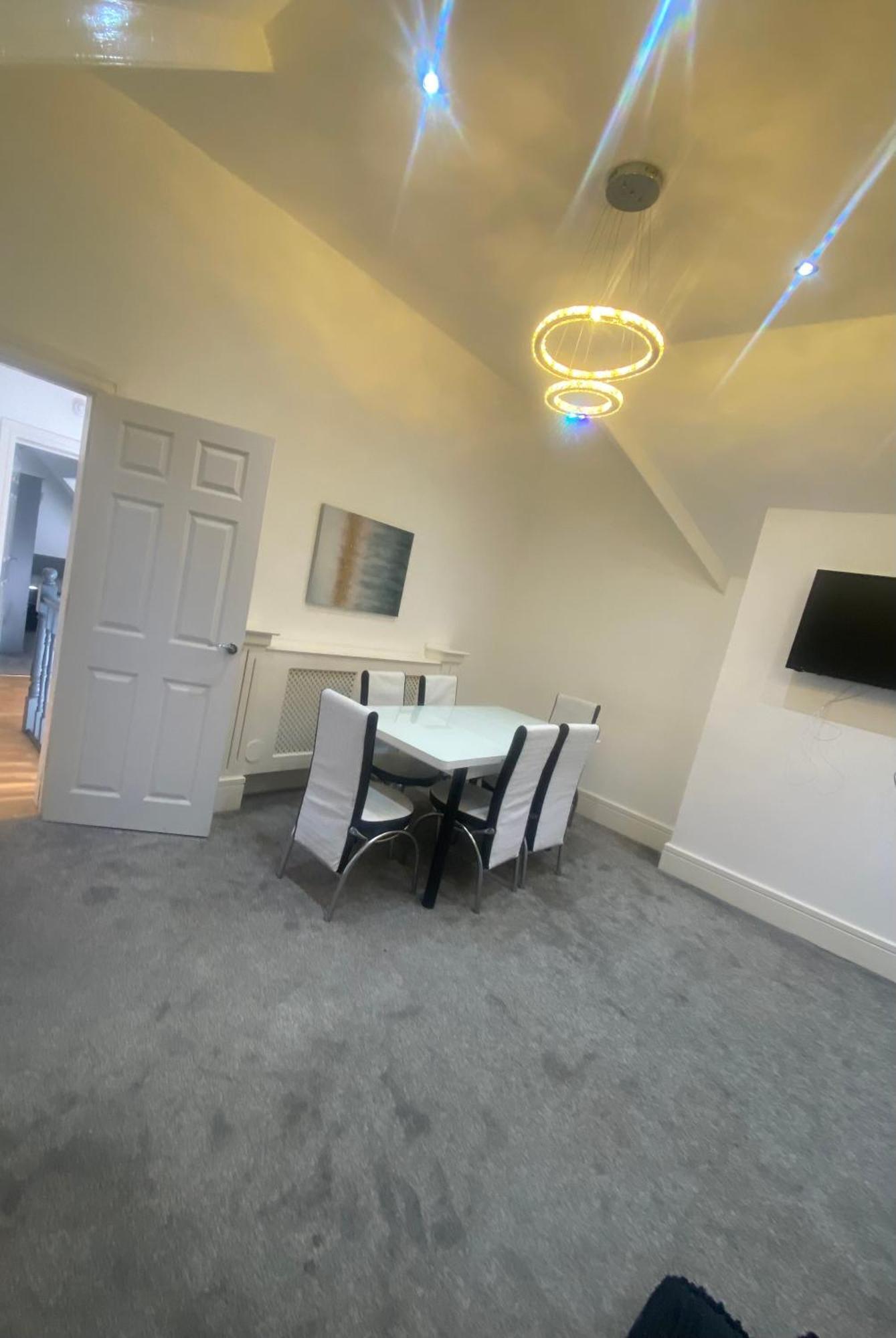 Penthouse Apt8 Daire Wolverhampton Dış mekan fotoğraf